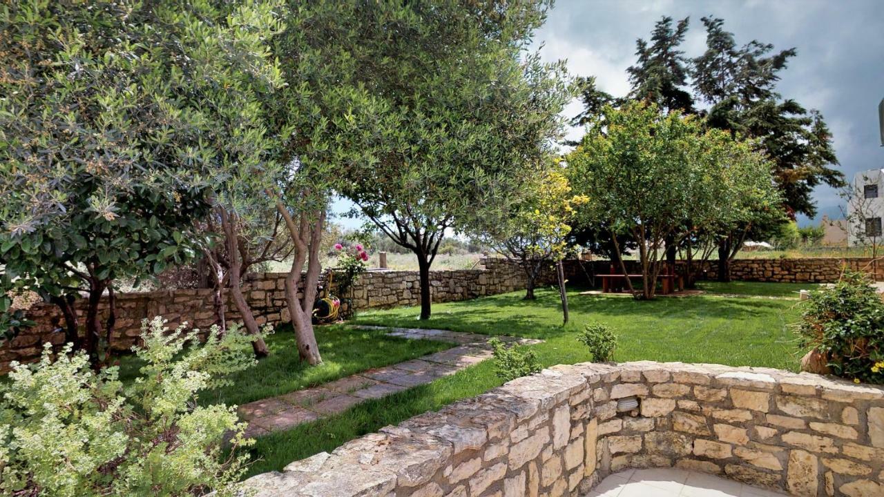 Villa Eleni Asprouliánoi Exteriér fotografie